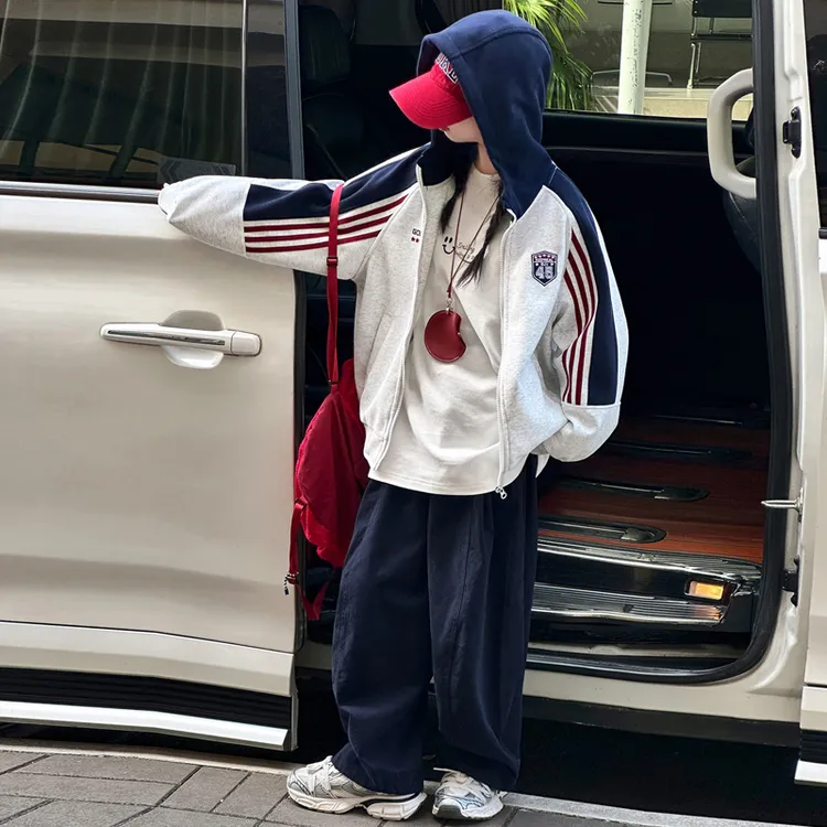 女童外套春秋款2025新款儿童棒球服秋装洋气中大童学院风连帽夹克