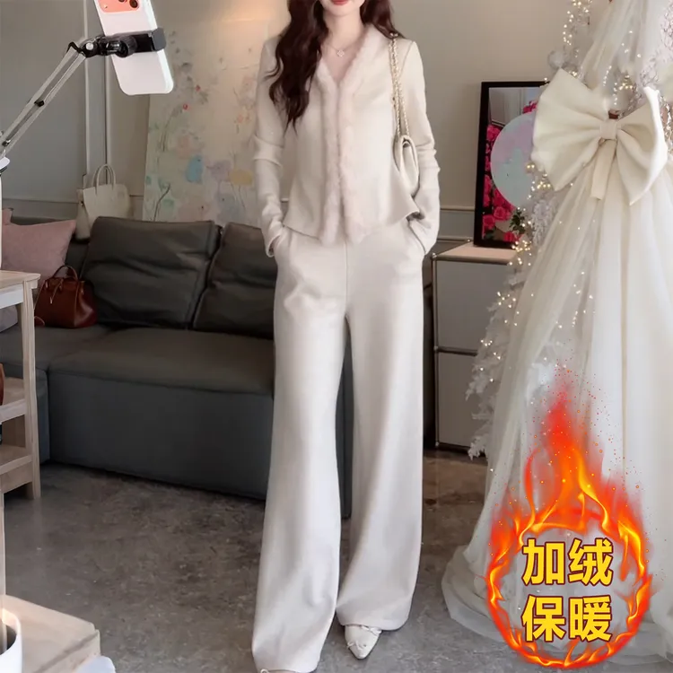 韩式搭配一整套冬装女2025新款超好看毛绒针织上衣直筒裤加绒套装