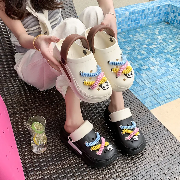 超厚底矮子乐洞洞鞋女夏季可爱外穿百搭网红爆款防滑增高包头凉拖