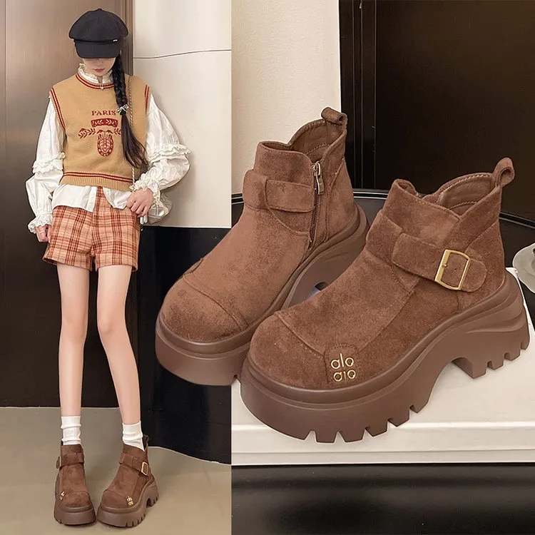 2025秋冬加绒复古绒面马丁靴巨好看百搭显瘦休闲短靴厚底勃肯鞋女