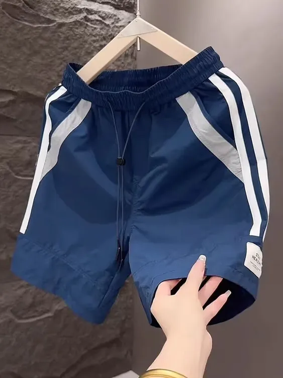 夏季潮流百搭薄款速干男士沙滩休闲拼接色五分条纹运动透气短裤