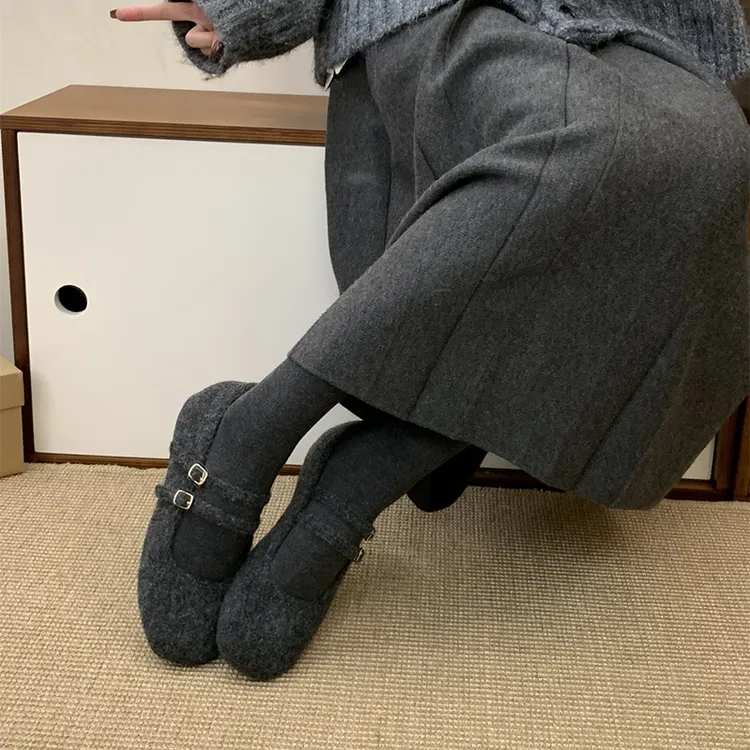 内增高玛丽珍毛毛鞋2025冬外穿新款法式灰色呢子加绒阔腿裤鞋子