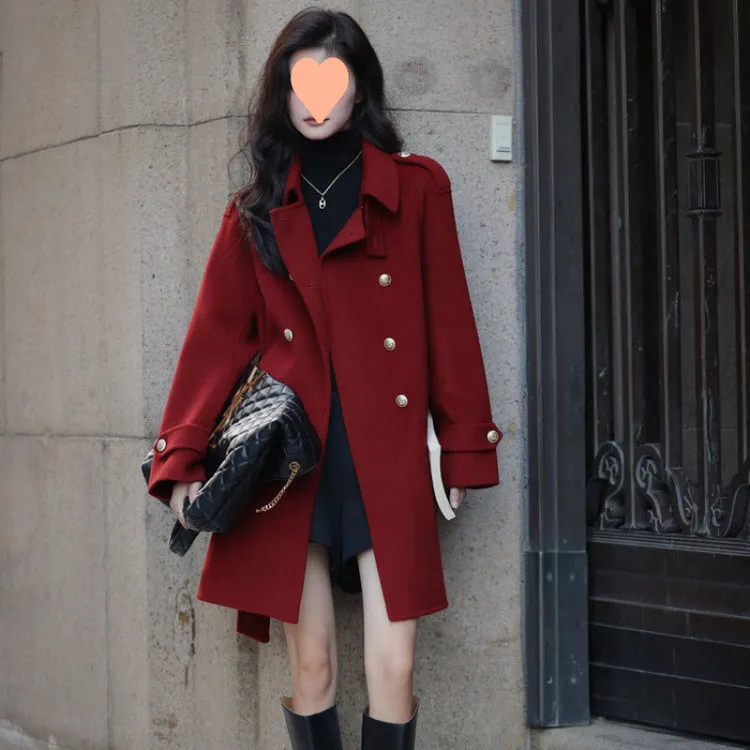 2025秋冬新款气质时尚新年战袍复古呢子大衣红色长款金扣毛呢外套