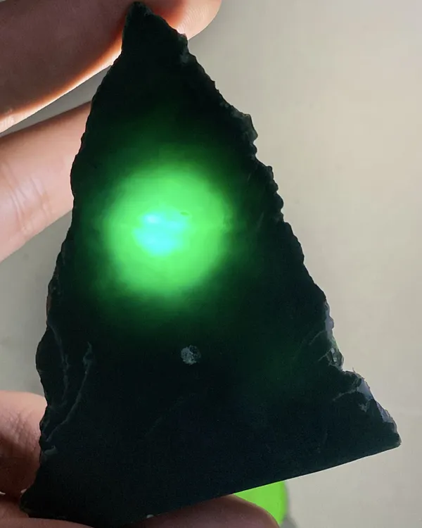 天然缅A翡翠冰种墨翠正阳绿色大件牌型定制雕刻挂件82-55-7.4mm