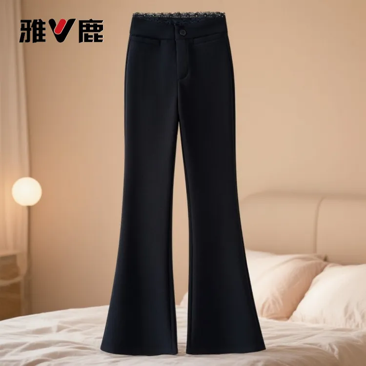 雅鹿黑色蕾丝拼接微喇裤女秋冬2025新款高腰显瘦加绒休闲喇叭长裤