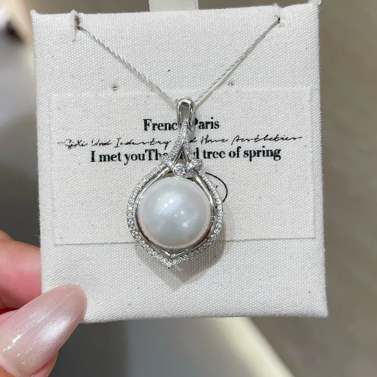 吊坠925银锆石 镶嵌吊坠项链轻奢