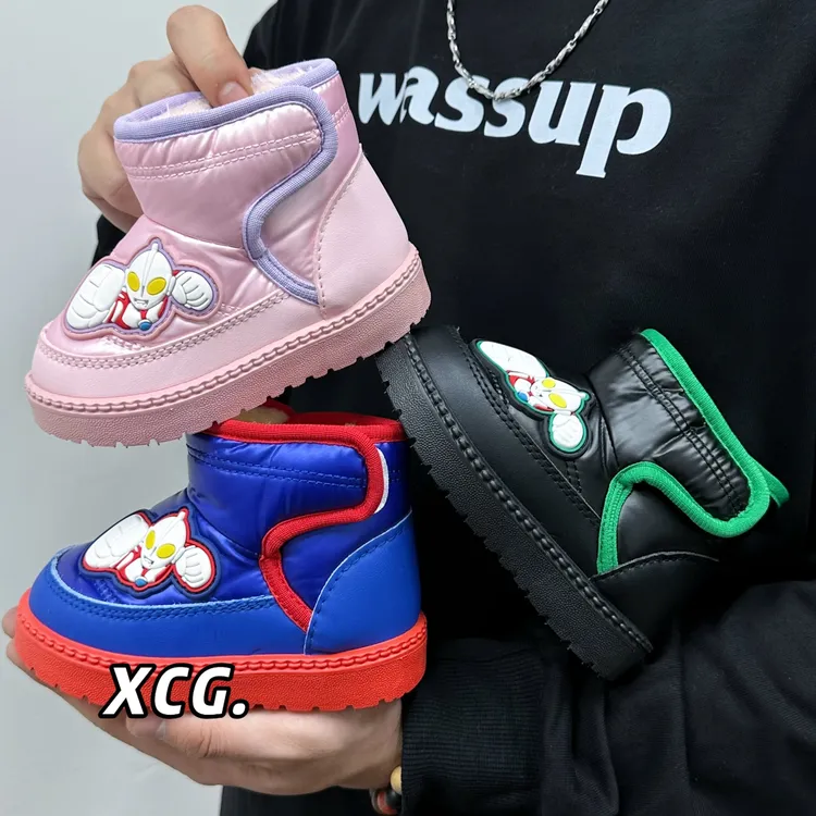 小童雪地靴奥特曼冬季新款男女童加绒加厚保暖棉鞋防滑大棉靴秋冬