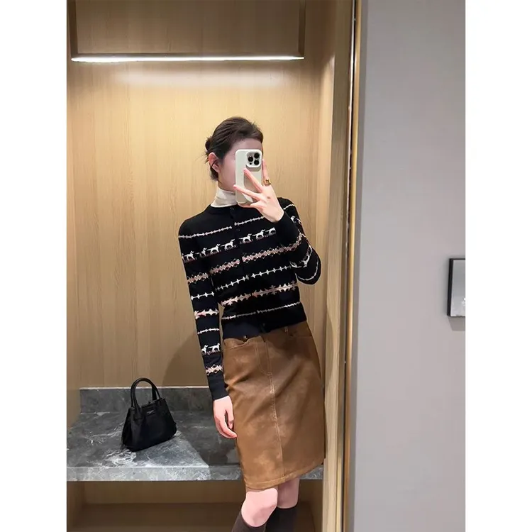 圣诞费尔岛长袖圆领针织衫女秋冬新款韩版短款修身显瘦开衫上衣