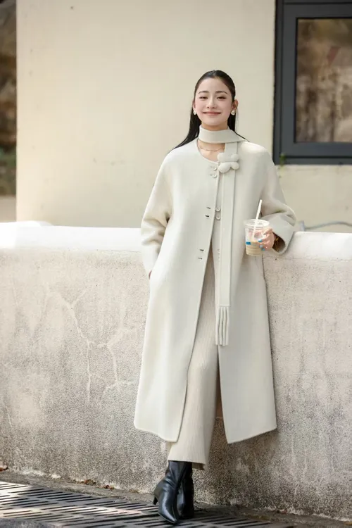 秋冬羊毛外套气质新款韩版高级感双面羊绒大衣蝴蝶围巾女长款