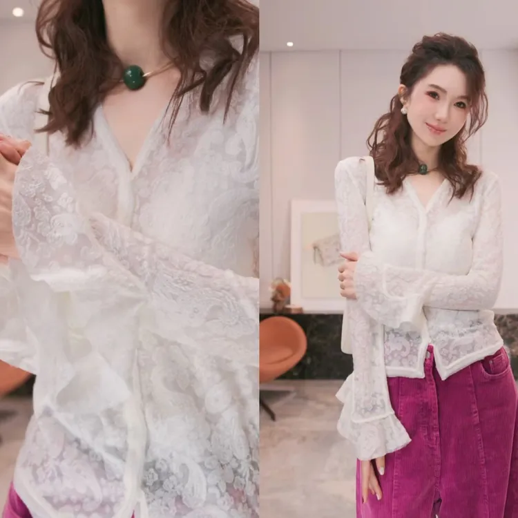 yiyiya.Guo艺艺吖【塞纳河畔】早春显瘦V领镂空蕾丝上衣110218SS52