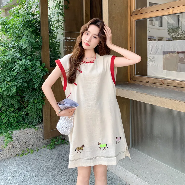 国风盘扣卡通刺绣连衣裙2025夏季新款复古新中式森系气质显瘦裙子