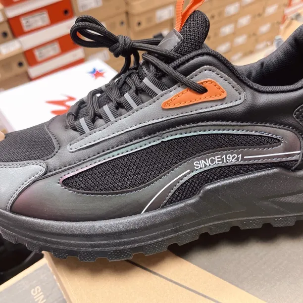 青岛大姐姐男休闲运动鞋舒适时尚运动鞋休闲鞋透气春秋包裹性防滑