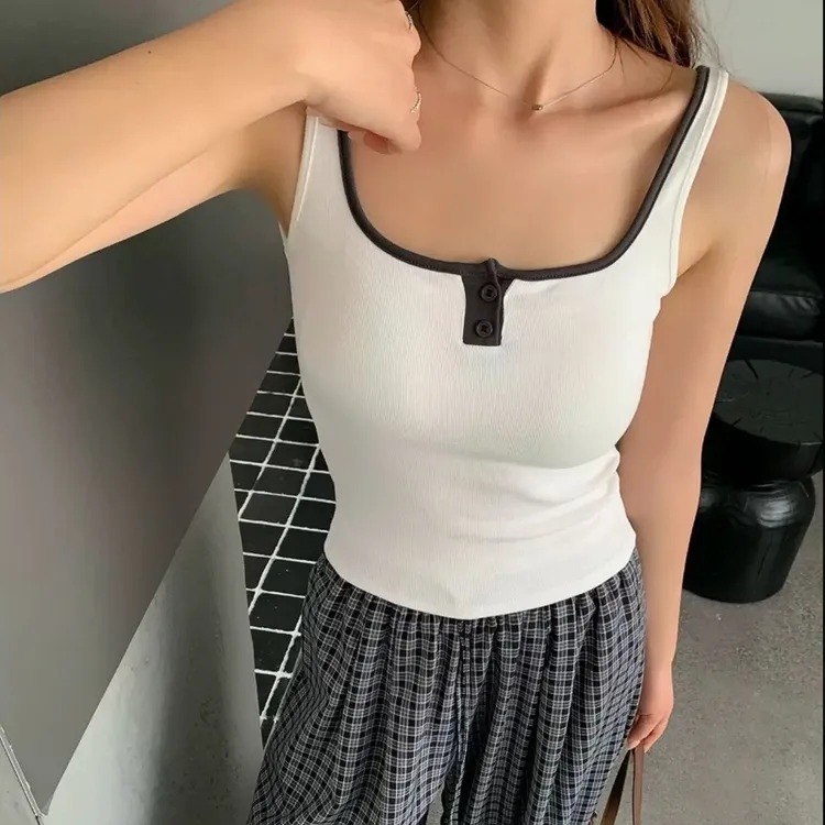 克尔伦贝早秋纽扣撞色螺纹棉宽肩背心固定乳胶透气杯显瘦美背V007