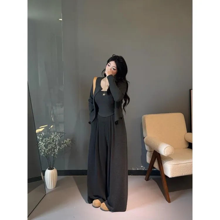 现货【小雨】秋季大码遮肚子藏肉显瘦老钱风设计感套装 0926