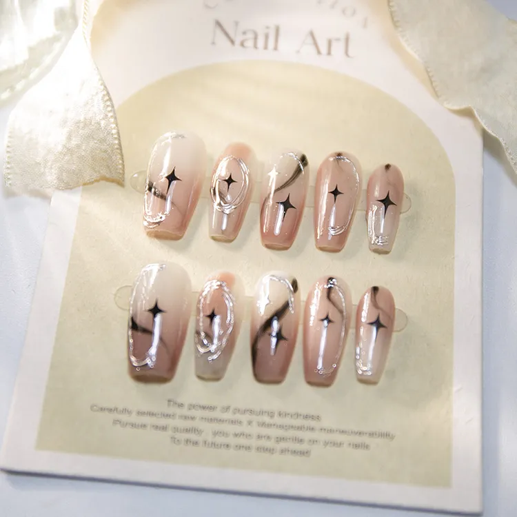 纯手工气质长梯纯欲晕染酷辣百搭爆闪日系穿戴甲外贸杏仁甲批发