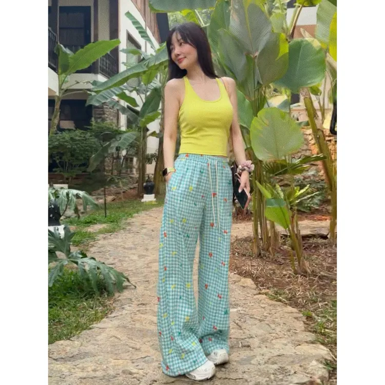 Lulusmiracle【冒险岛】春夏时尚甜酷显瘦格子阔腿休闲裤女