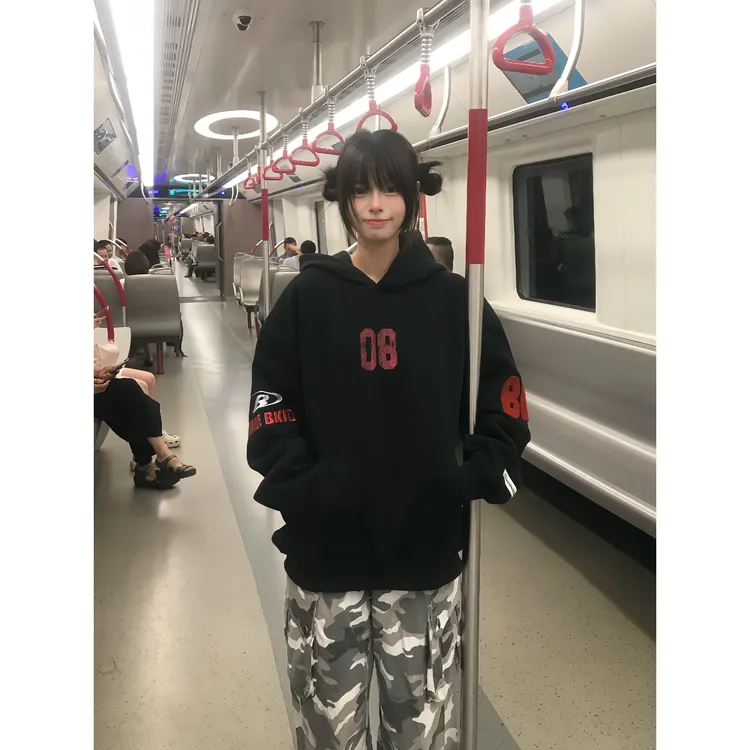文文不乖原创美式复古字母印花情侣连帽卫衣女秋冬宽松开衫外套潮