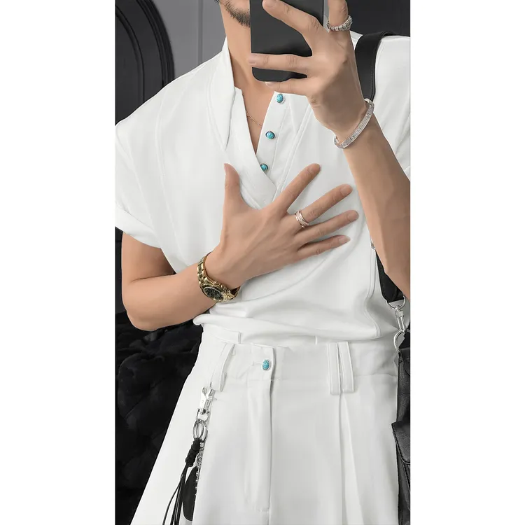 龙叨叨夏季新款潮流简约高级感假两件V领短袖T恤宽松阔腿长裤套装