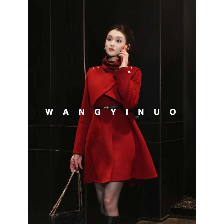 MD定制·依诺【漫感伦敦】2025秋冬款设计时尚保暖气质羊毛围脖外套