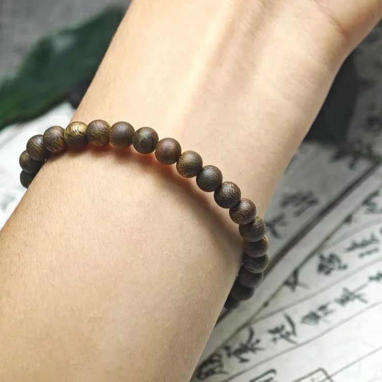 沉香奇楠沉香卡6规格单圈高品相高油脂老料结油，多样性发其一