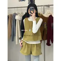 薇莎3557【三件套+配饰】韩系法式复古打底衫+呢料背心+短裤套装