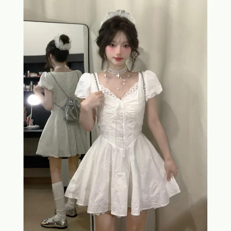 夏季2025新款韩系学院风提花蕾丝拼接连衣裙女蝴蝶结系带收腰短裙