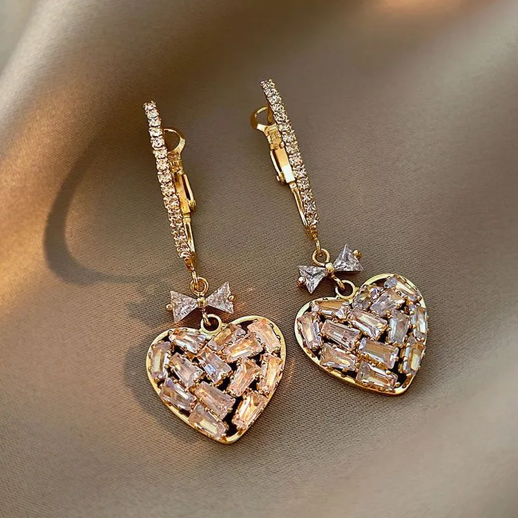 合金耳饰 气质轻奢时尚百搭旅游复古小众满钻简约长款个性insA218