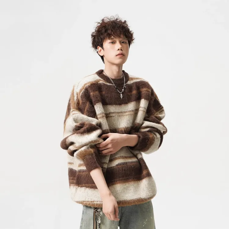 秋冬季马海毛高级感撞色条纹毛衣男宽松圆领外套针织衫打底上衣潮