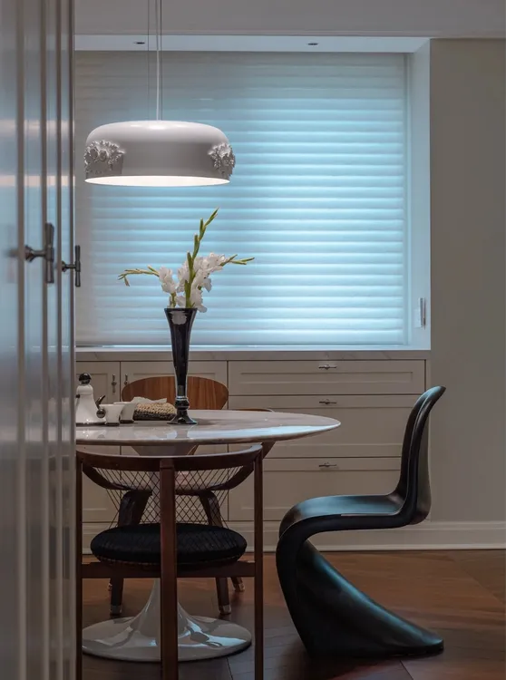 现代法式餐厅吊灯水晶吊灯高级感奶油风轻奢玫瑰水晶灯艺术餐桌灯