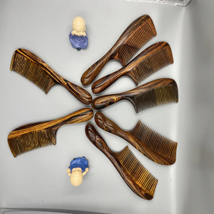 微凹黄檀精品加厚长款圆把梳子花纹随机发
