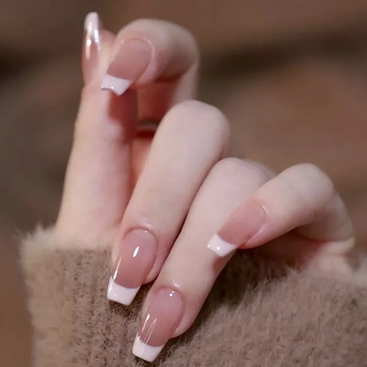 【草莓奶盖】法式中长款穿戴甲INS风美甲高级感美甲