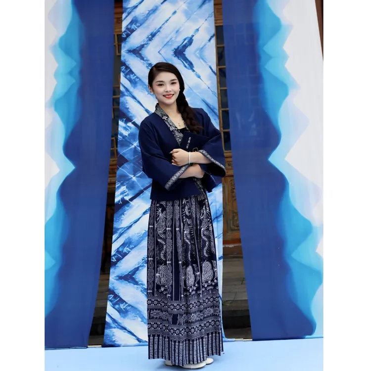 布依垚半身裙【凤凰花开】民族风一片式蜡染印染工艺高腰显瘦轻奢风