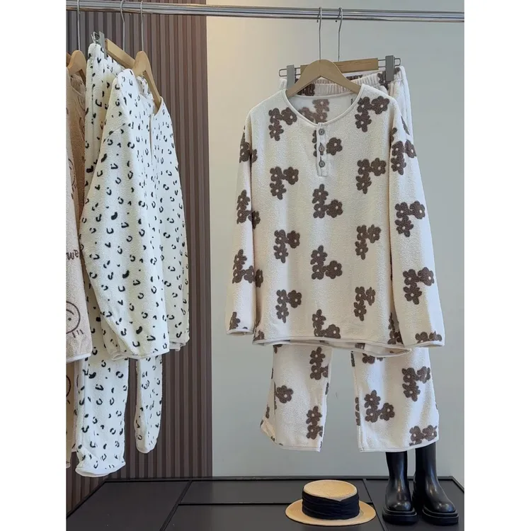 可外穿的卡通保暖秋冬睡衣女太阳绒小熊睡衣家居服