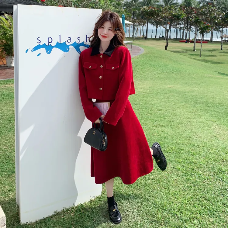 早秋红色高级感小香风套装裙女2025新款名媛千金上衣半身裙两件套