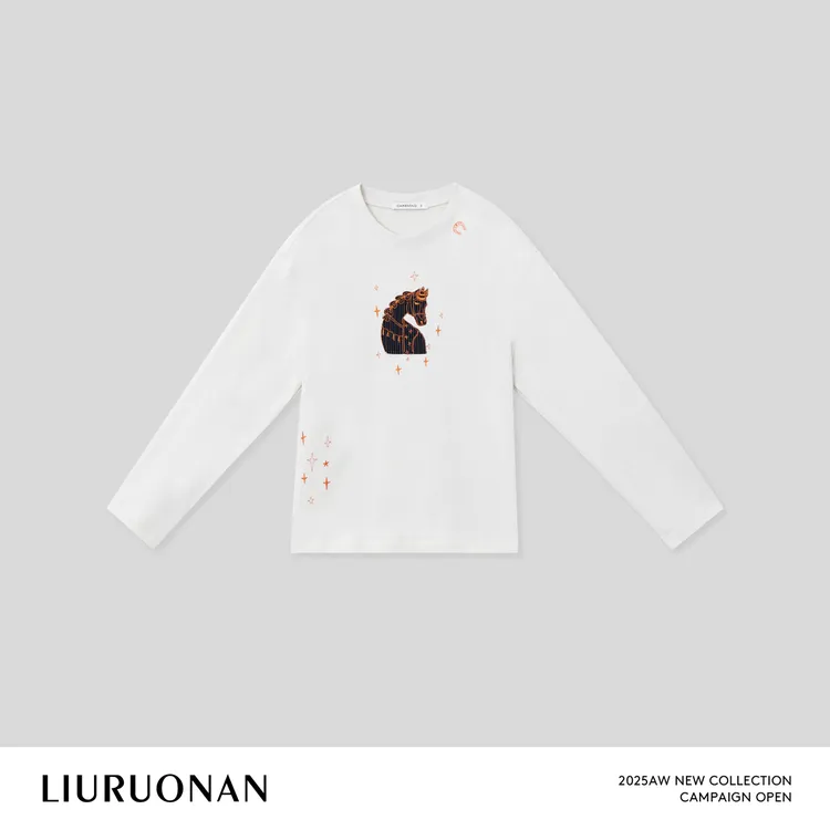 LIURUONAN 25WIN【害羞的黑马】100棉立体刺绣圆领长袖宽松休闲T恤