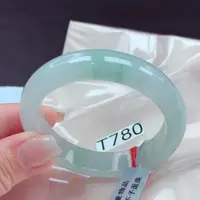 翡翠手镯未镶嵌手镯88