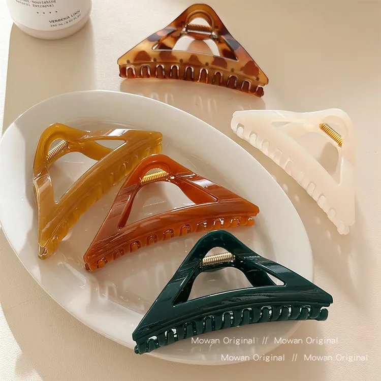 三角形镂空抓夹韩系高级感后脑勺鲨鱼夹子大抓夹复古法式