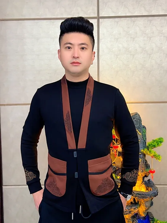 男装圆领秋冬加厚款高品质修身圆领领加绒百搭气质长袖98009-1