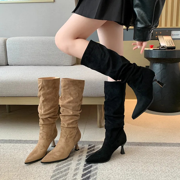 2025紫幻玲珑新款粗腿长筒靴胖mm大筒围绒面堆堆高跟马丁靴