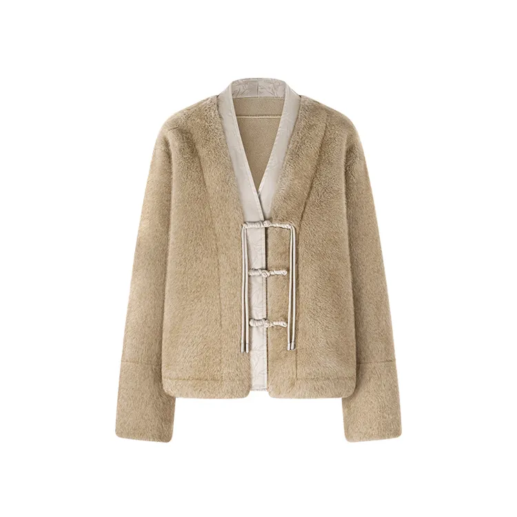 盘扣新中式气质设计感拼接环保托卡保暖加厚一体外套女