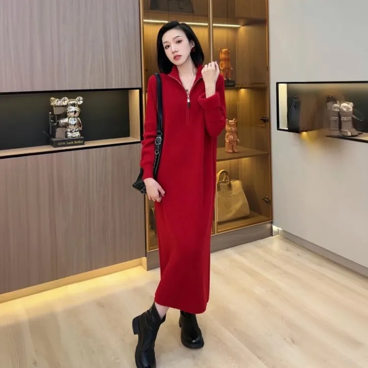 红色秋冬配大衣内搭中长款高级感毛衣裙女神范保暖针织打底连衣裙