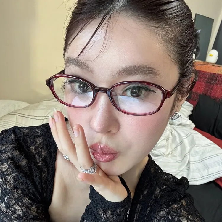 新款日系时尚小框中老年人老花眼镜红框复古文艺优雅高颜值防蓝光