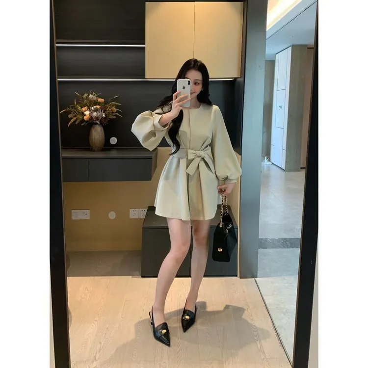 XINYI【早安欧尼】秋季正肩风衣外套女显瘦百搭灯笼袖X625T14836