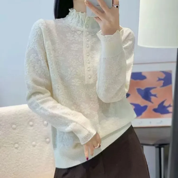 秋冬高领蕾丝花边钉珠雕花百搭宽松显瘦针织打底衫女-ZH19