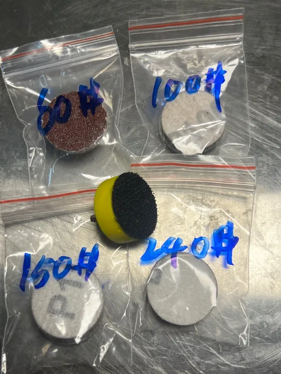 2.35柄径小型砂轮植绒抛光打磨砂轮1个砂轮加40片砂纸抛光工具