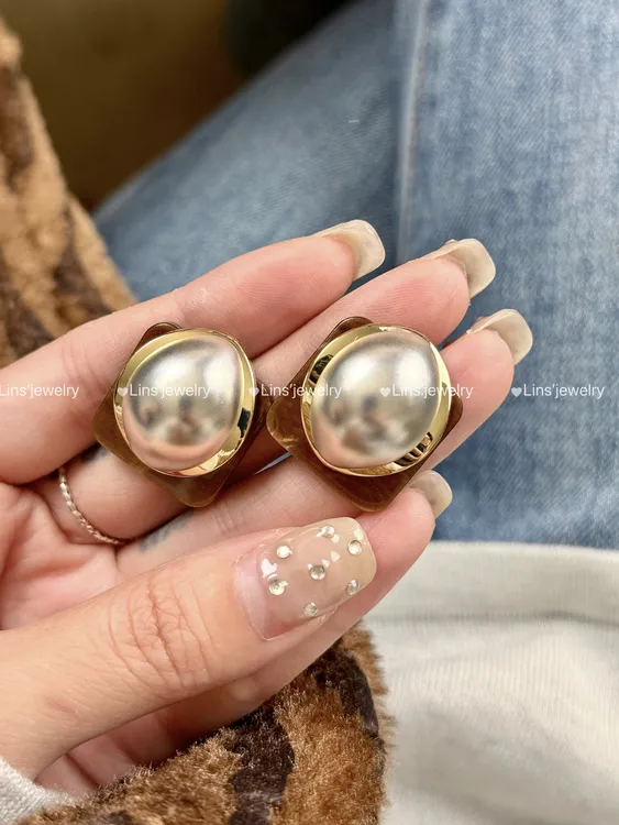 铜合金仿珍珠耳饰 卡其色浅金女原创设计气质耳钉~手工复古优雅