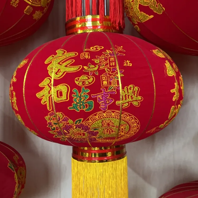高档植绒长杆大红灯笼户外防水防晒适合大门阳台喜庆装饰