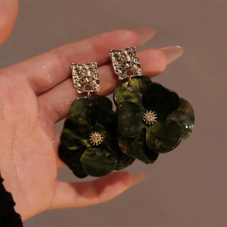 铜合金耳饰 花之物语~法式超仙慵懒感花朵耳钉女复古温柔轻奢耳环