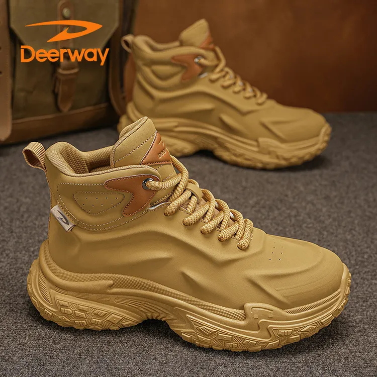 德尔惠马丁靴男款秋季复古防水休闲工装靴防滑户外运动登山大黄靴
