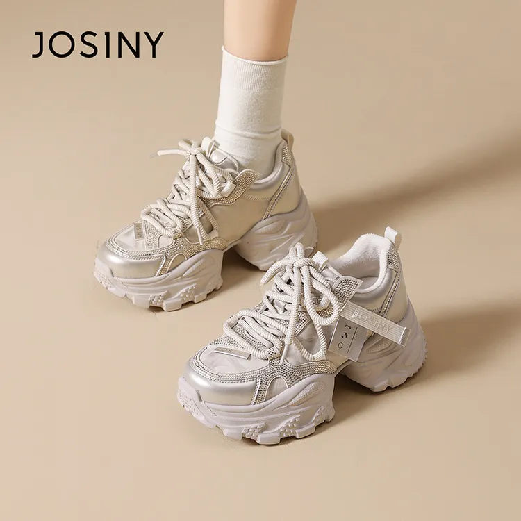 卓诗尼2025新款冬季厚底老爹鞋女复古学院风女式百搭时尚运动鞋